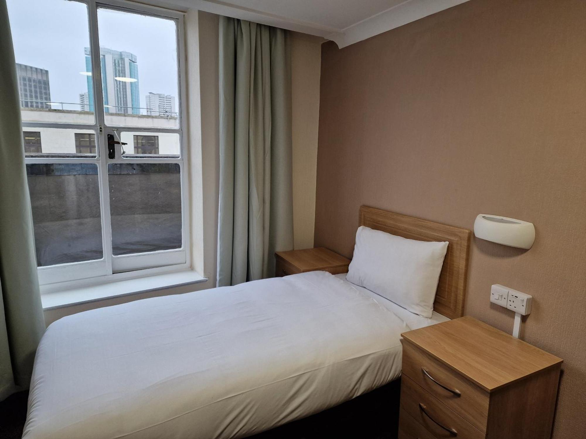 Britannia Hotel Birmingham New Street Station เบอร์มิงแฮม ภายนอก รูปภาพ